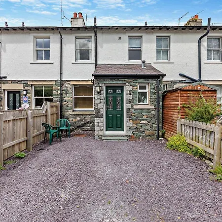 2 Bed In Sz026 Дом отдыха Кесвик